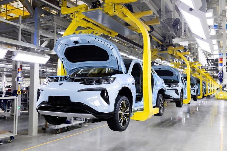 中國2024年前11個(gè)月汽車銷量2794萬輛